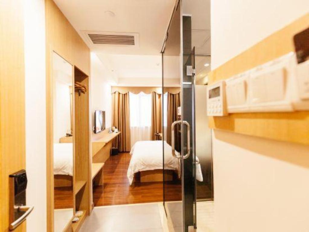 T Social Hotel Guangzhou Railway Station Branch Exterior photo